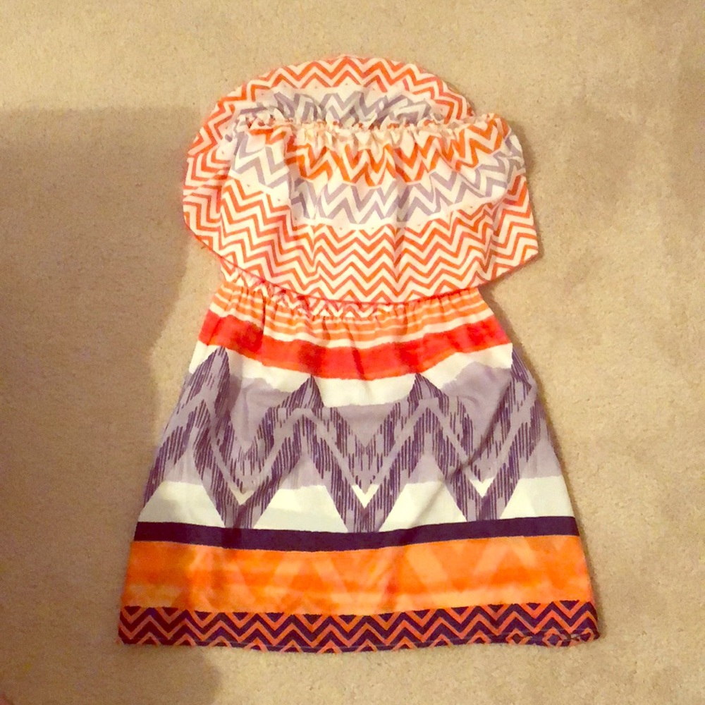 Strap less dress
